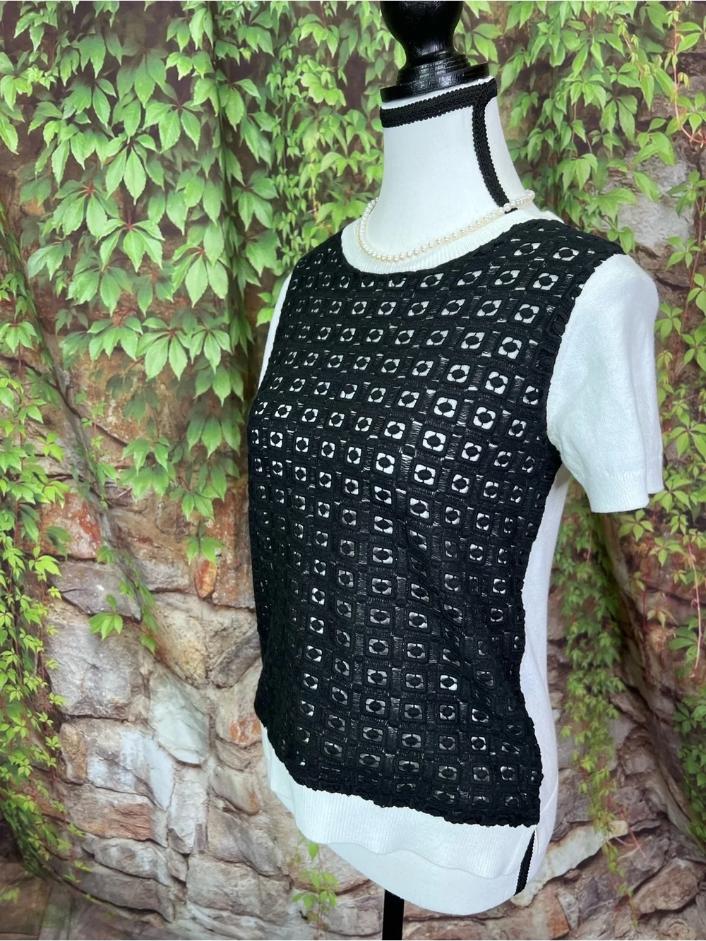 KATE SPADE Layered Black and White Fitted Crewneck Sweater, M (Runs Small)